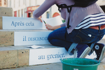 Louise Devalois Lecture publique installation éphémère